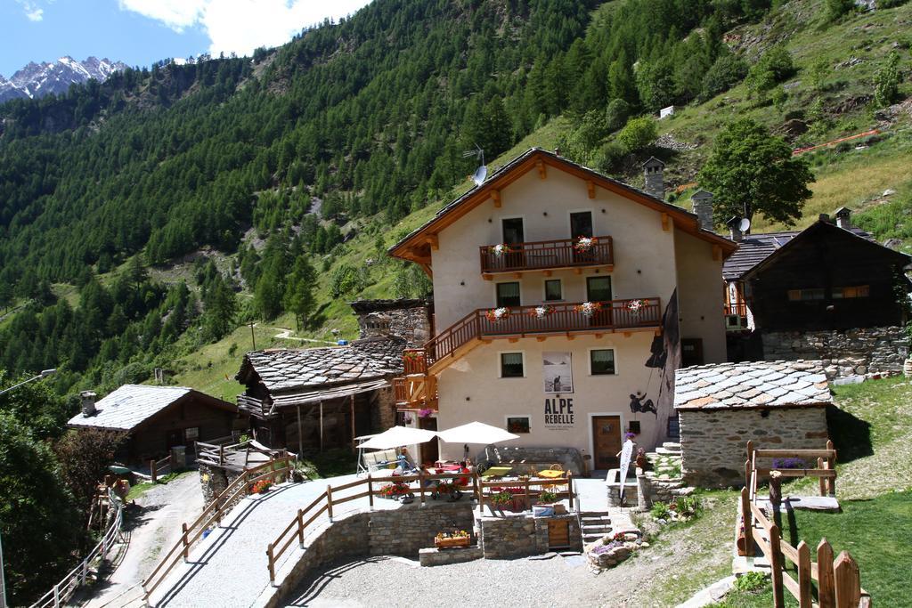 Alpe Rebelle Panzió Bionaz Kültér fotó