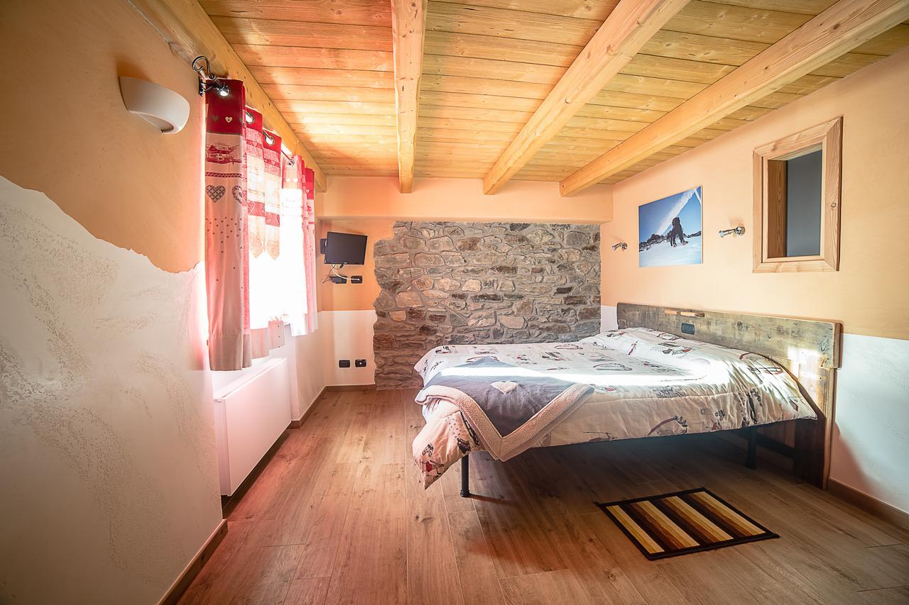 Alpe Rebelle Panzió Bionaz Kültér fotó